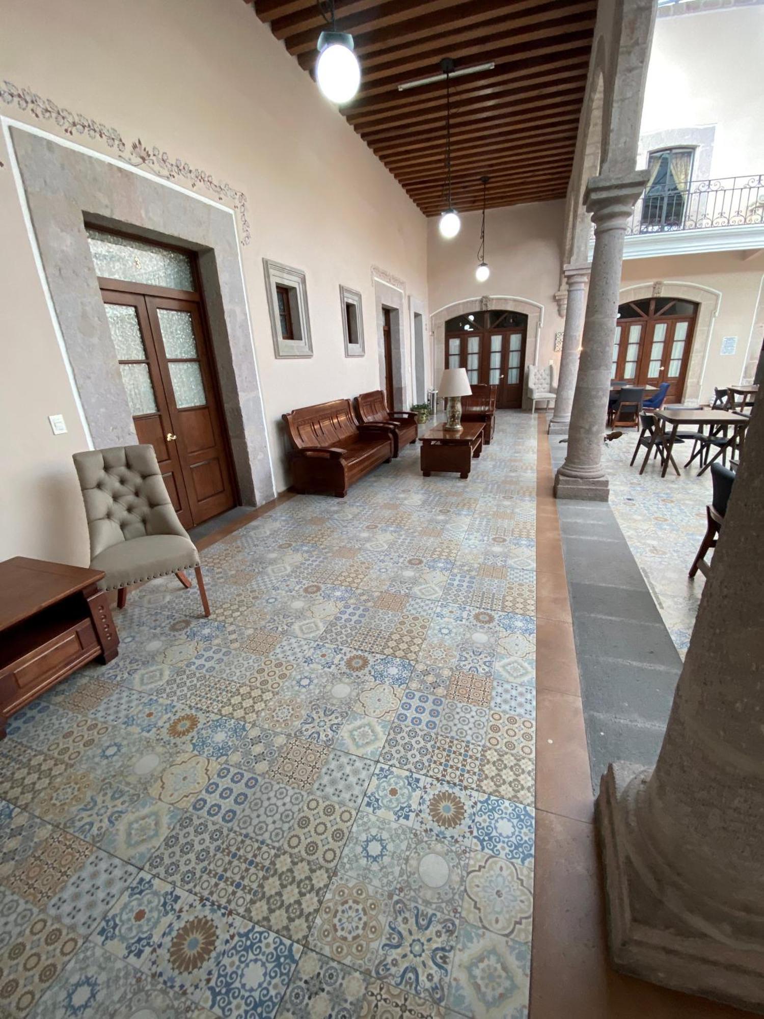Hotel Cantera Real, Morelia Exterior photo