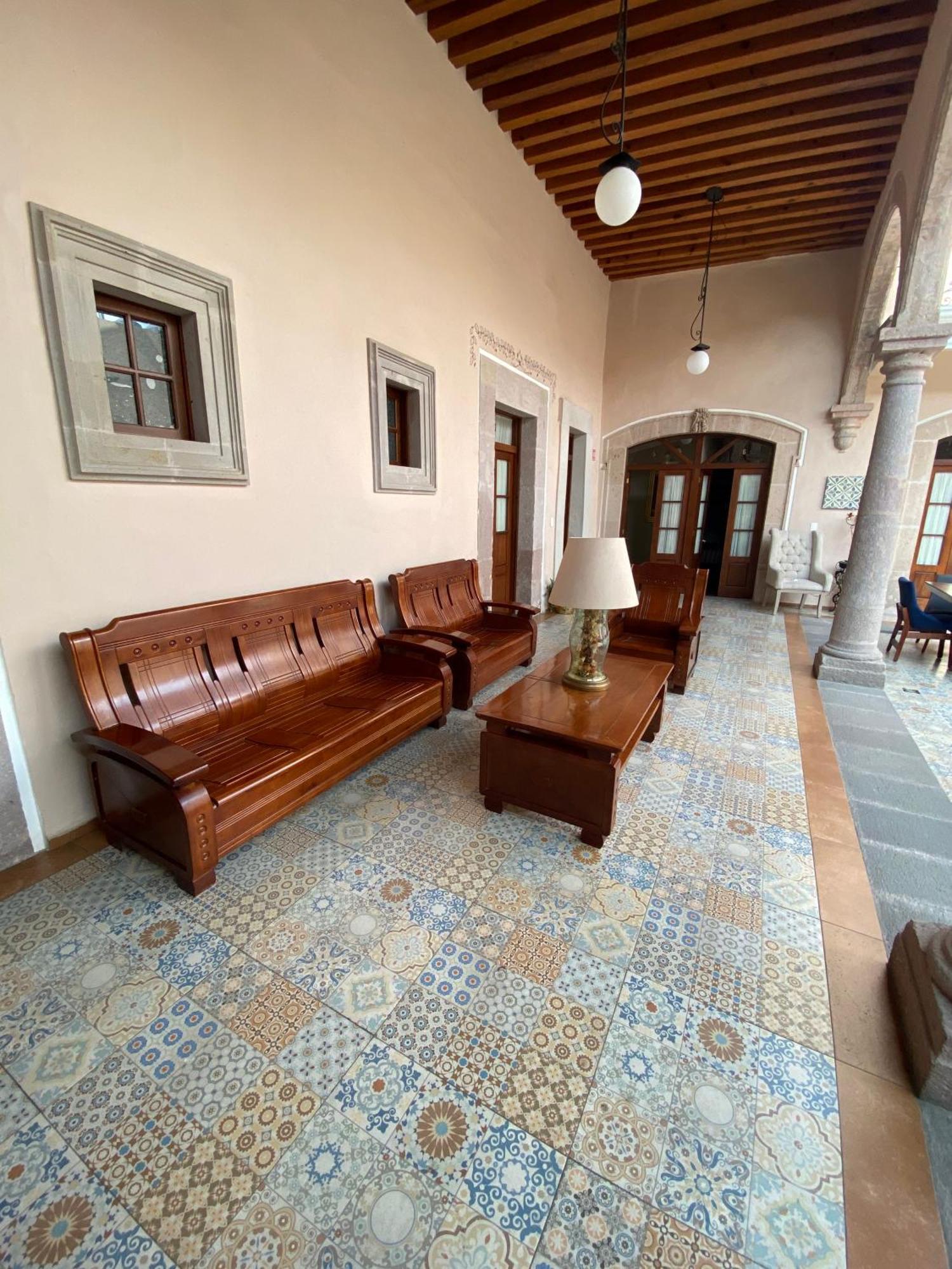 Hotel Cantera Real, Morelia Exterior photo