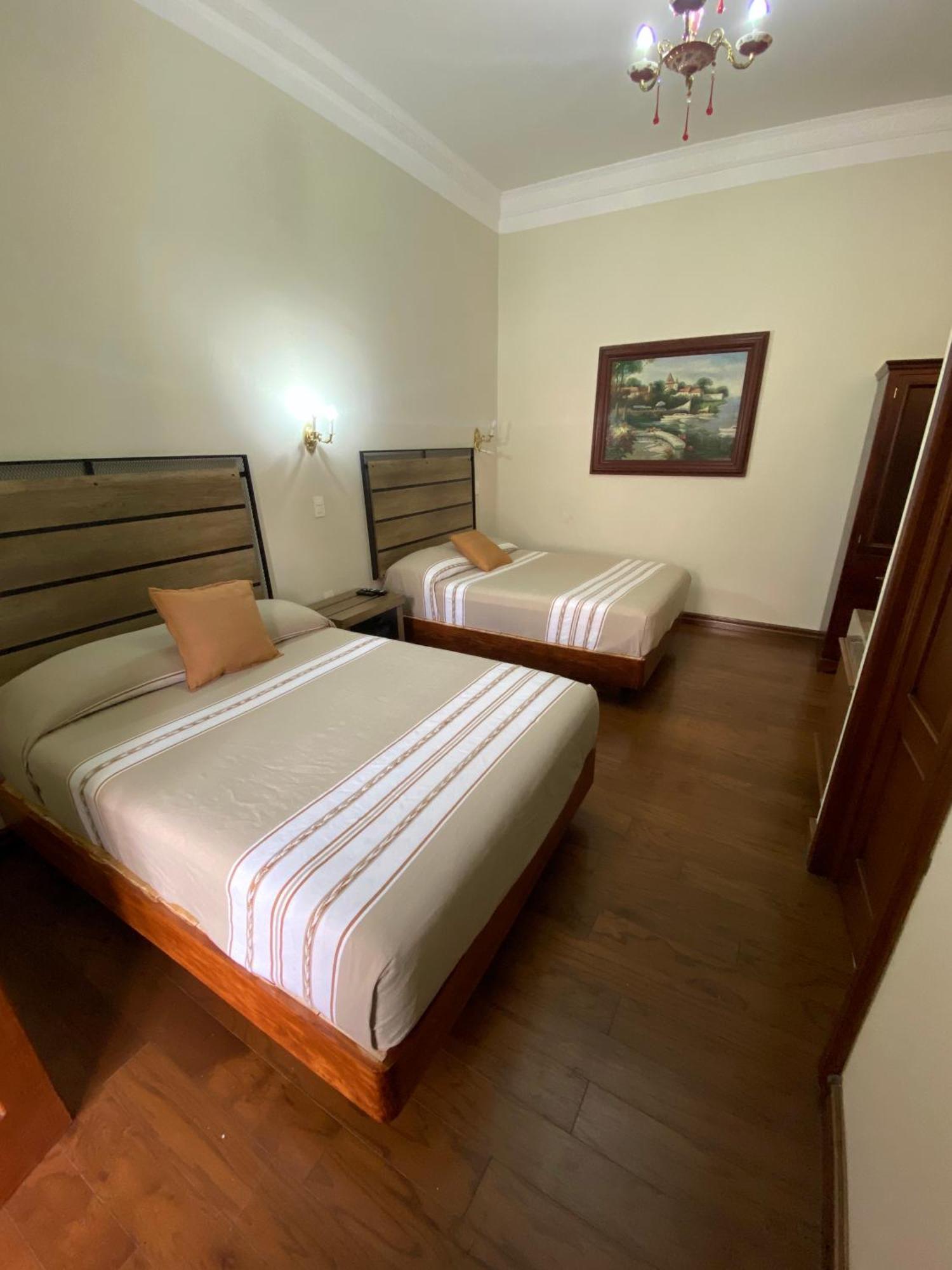 Hotel Cantera Real, Morelia Exterior photo